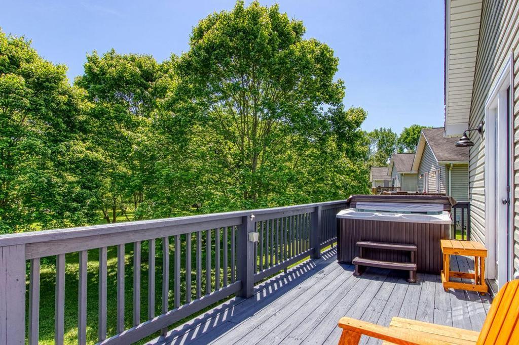 The Mason Jar, Hot Tub, Wifi, 1089 Free Tickets Each Paid Day, Dollywood And More! Pigeon Forge Exterior foto
